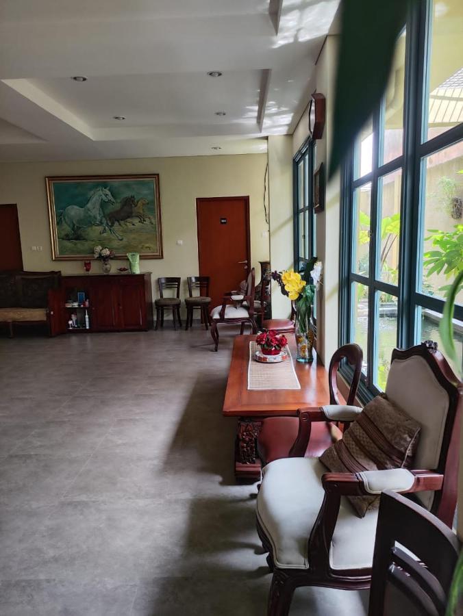 Rumah Pondok Pinang จาการ์ตา ภายนอก รูปภาพ