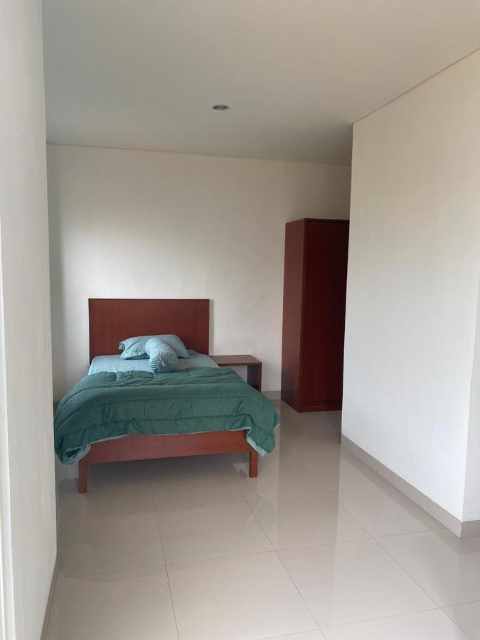 Rumah Pondok Pinang จาการ์ตา ภายนอก รูปภาพ