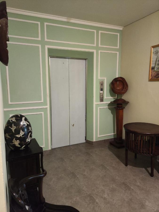 Rumah Pondok Pinang จาการ์ตา ภายนอก รูปภาพ